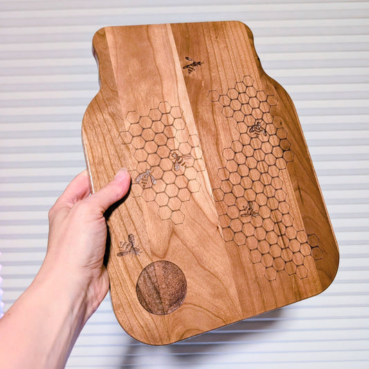 Bring in the New Year With This Sweet Honey Server